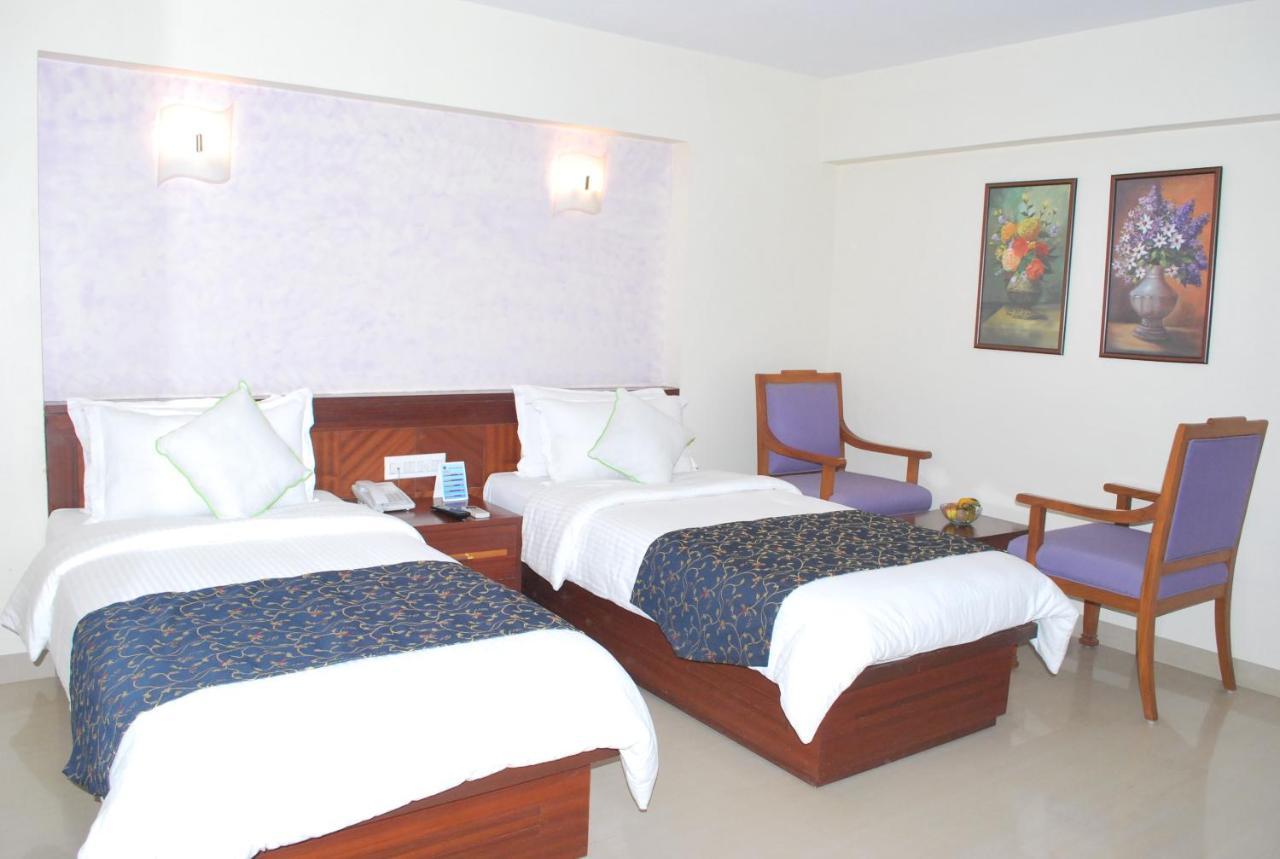 Hotel Goradia Shirdi Exterior foto