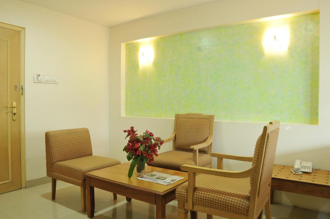 Hotel Goradia Shirdi Exterior foto