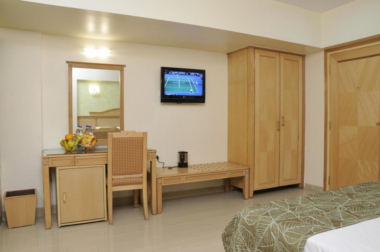 Hotel Goradia Shirdi Exterior foto