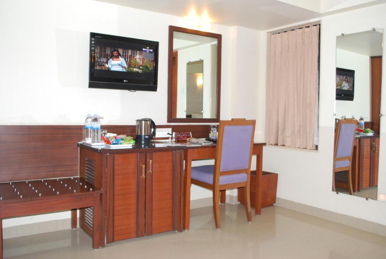 Hotel Goradia Shirdi Exterior foto