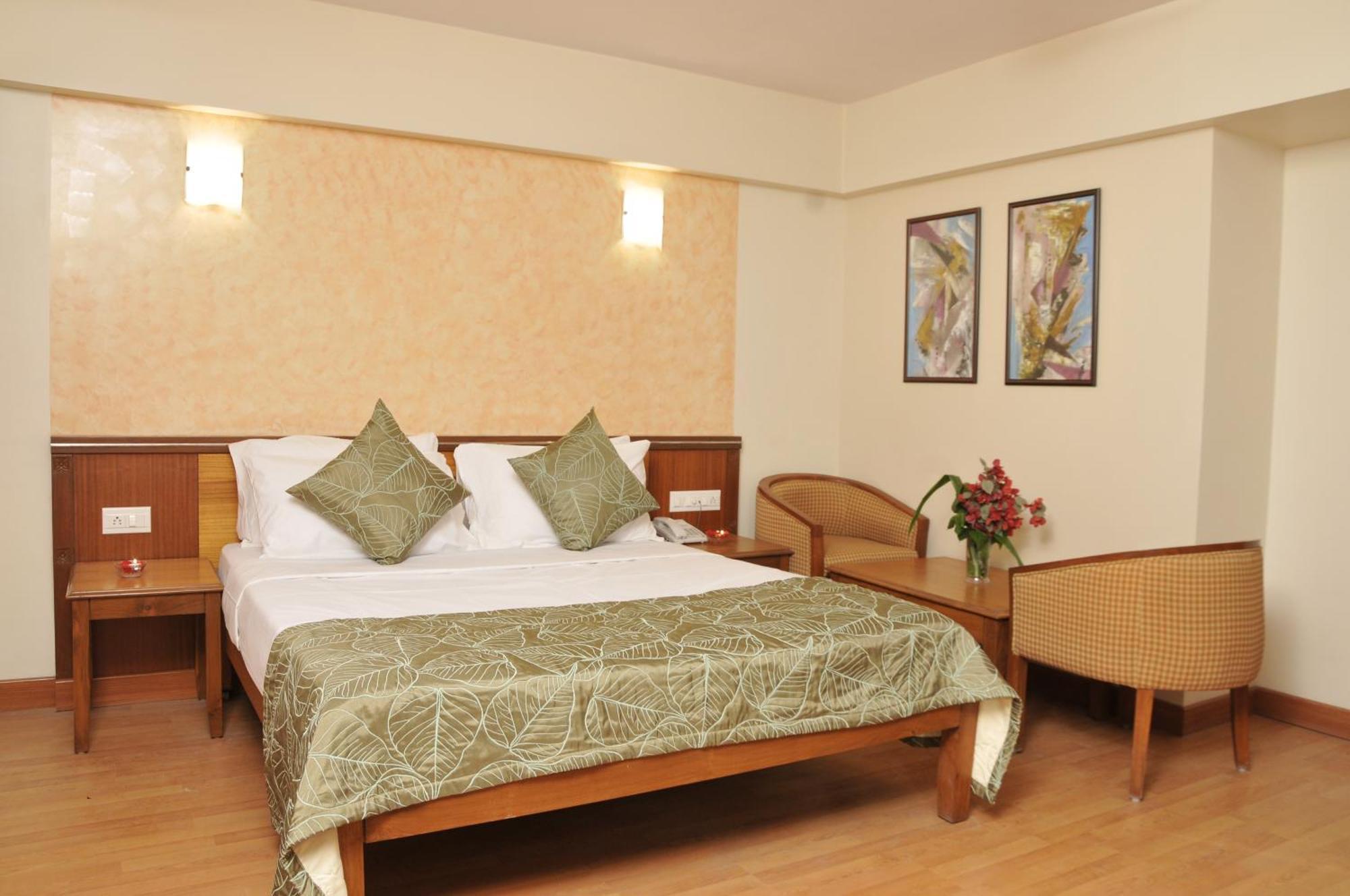 Hotel Goradia Shirdi Exterior foto