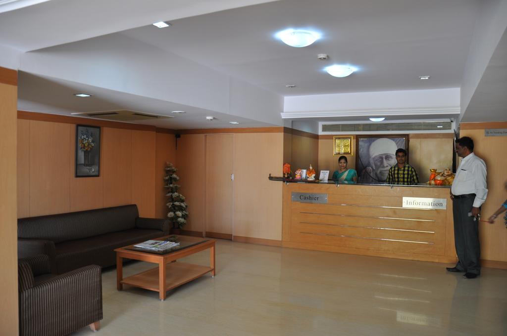 Hotel Goradia Shirdi Exterior foto