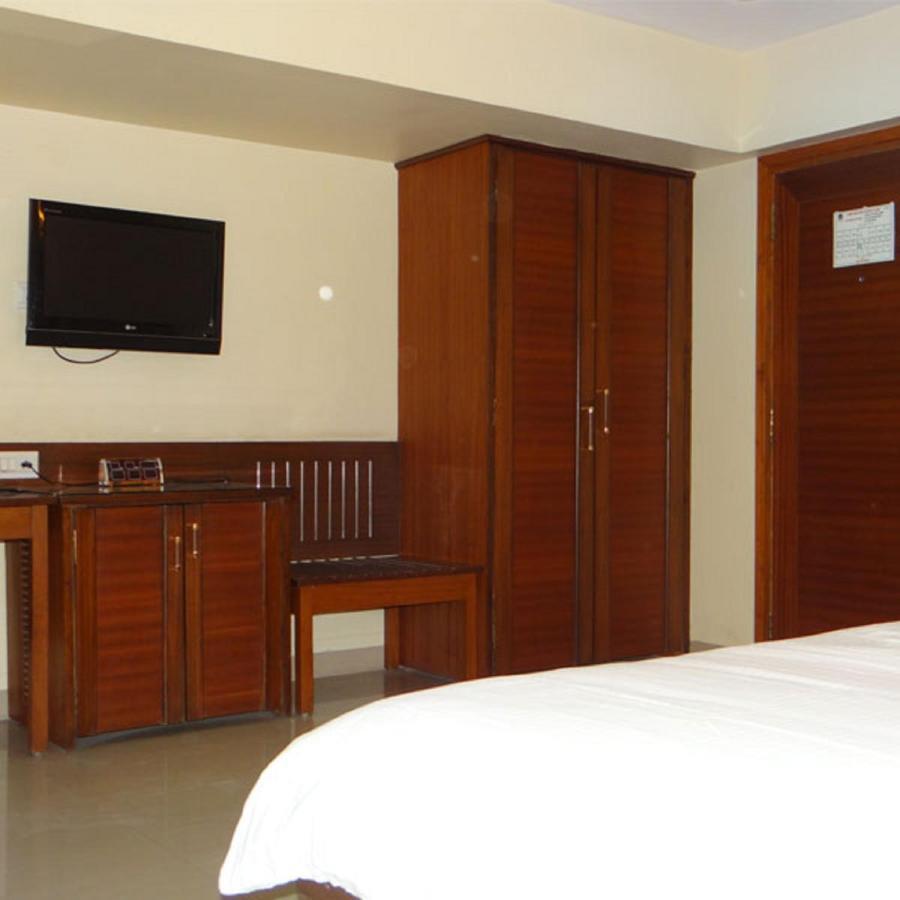 Hotel Goradia Shirdi Habitación foto