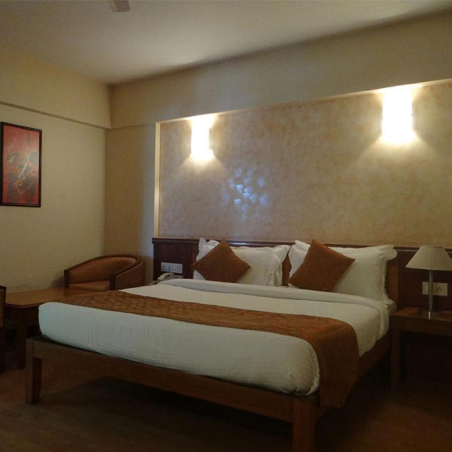 Hotel Goradia Shirdi Habitación foto
